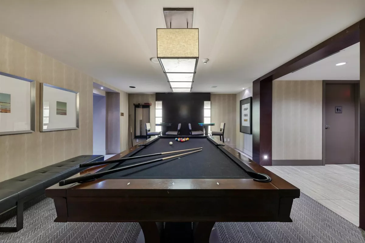 Kitchen Island Photo of 1803 667 Howe Street, Vancouver, BC
