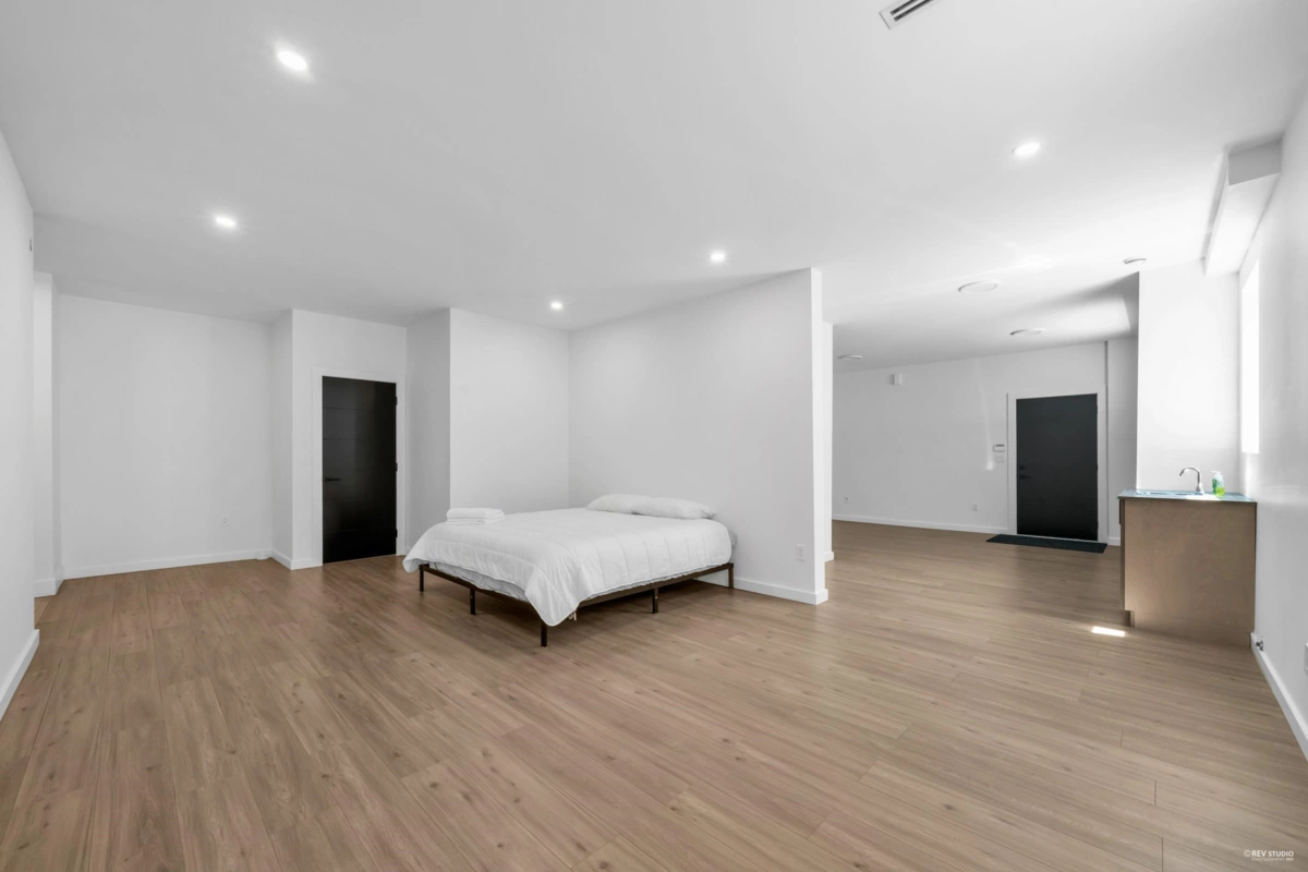 Garage Interior Photo of 11344 River Road, Surrey, BC