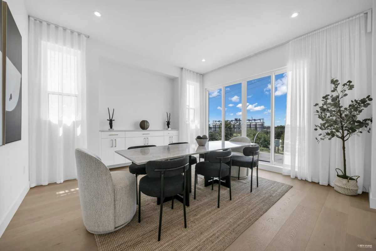 Kitchen Photo of 11344 River Road, Surrey, BC