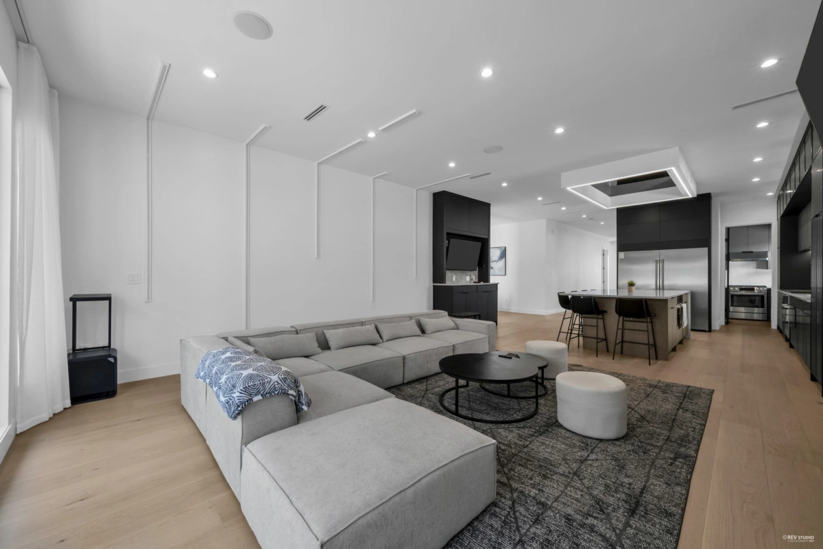 Mudroom Photo of 11344 River Road, Surrey, BC