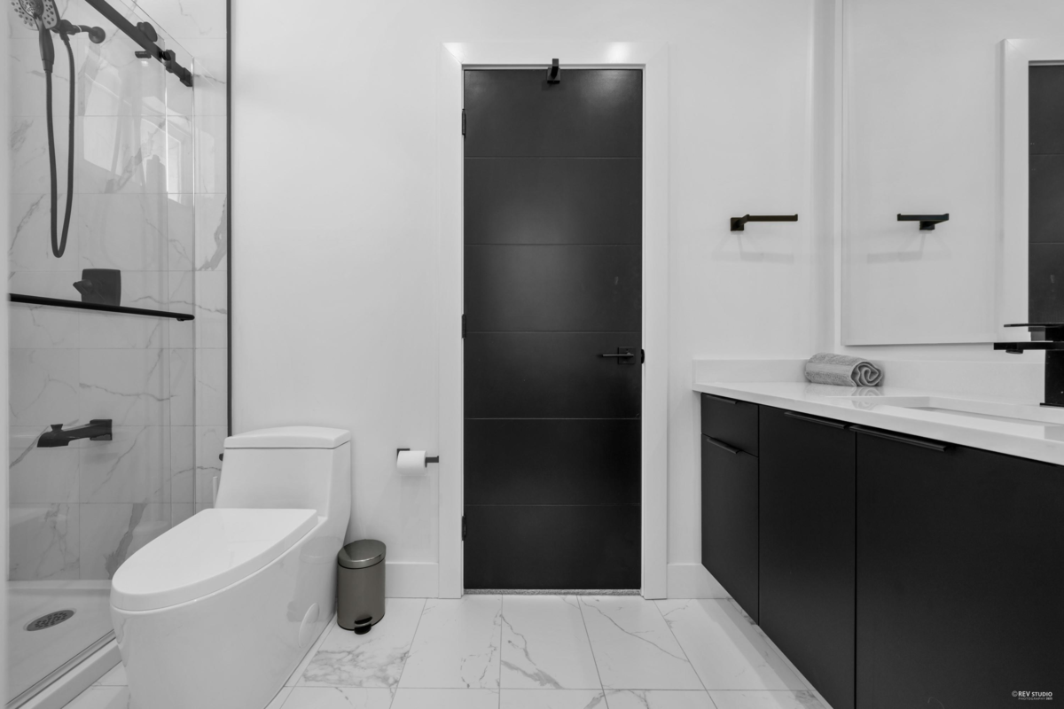 Swimming Pool Photo of 11344 River Road, Surrey, BC