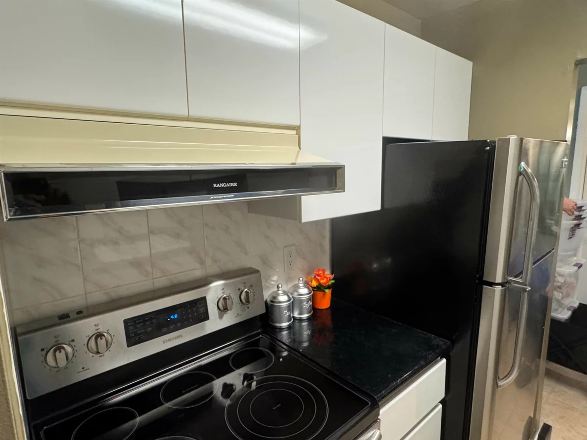 Breakfast Nook Photo of 308 8540 Citation Drive, Richmond, BC