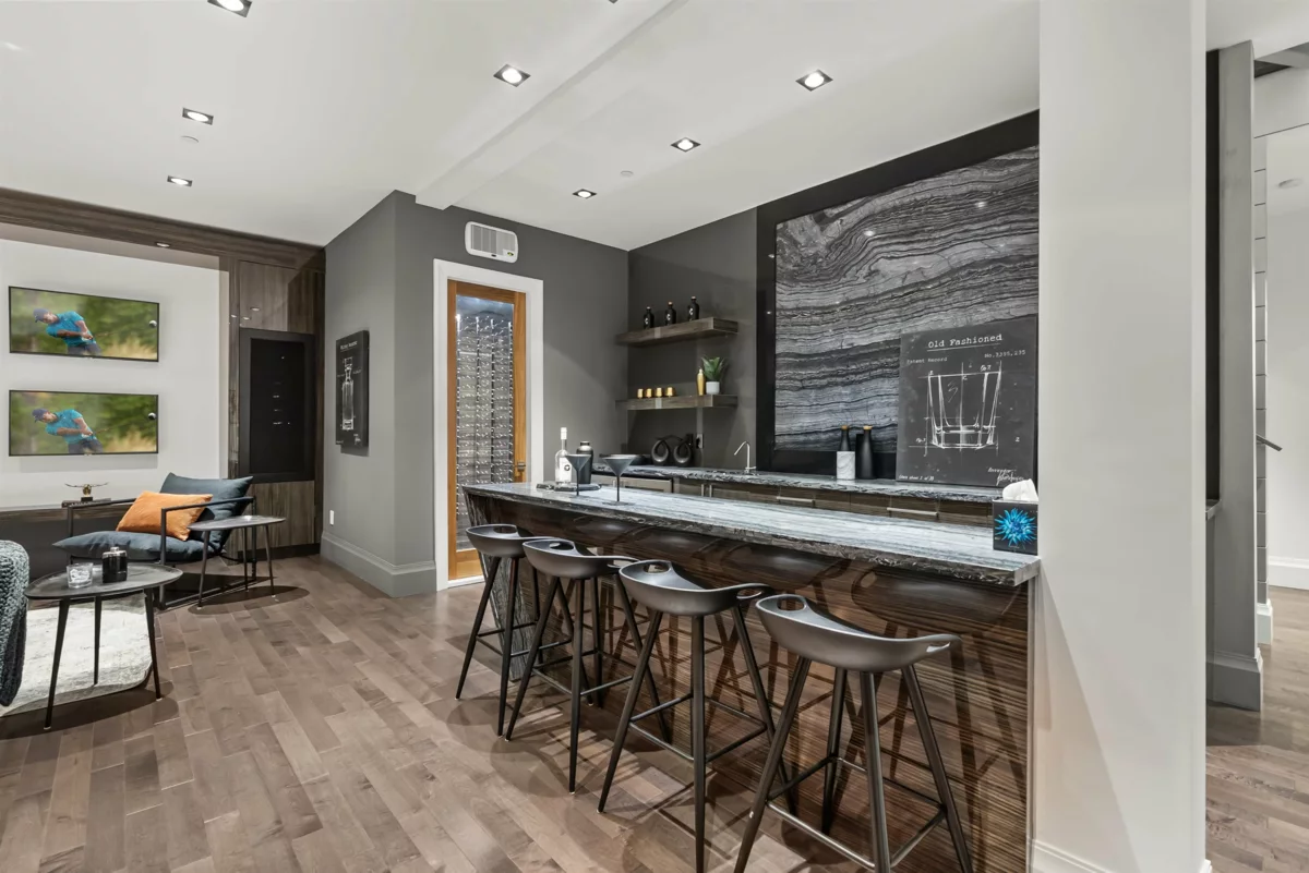 Laundry Room Photo of 1265 Queens Avenue, West Vancouver, BC