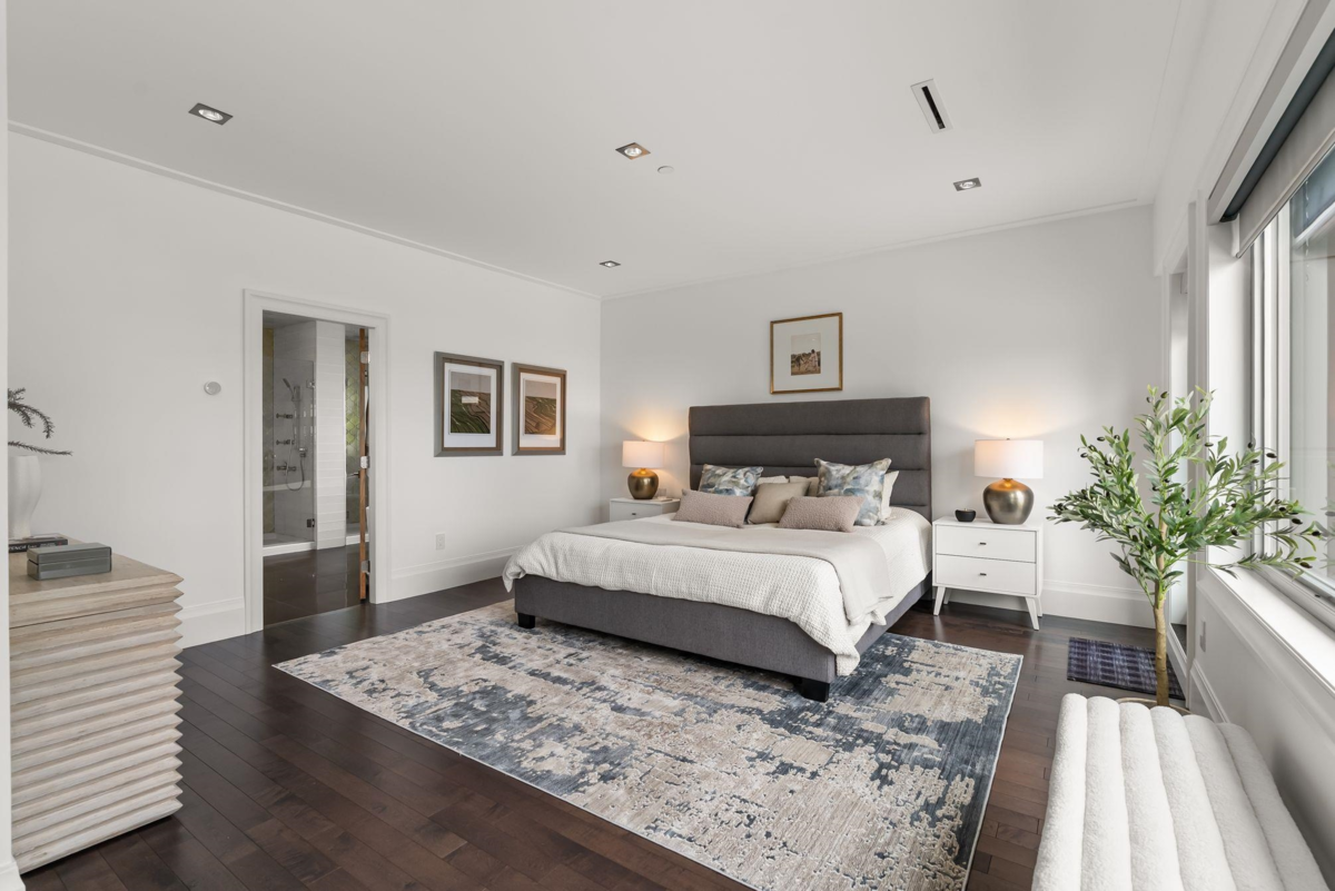 Pantry Photo of 1265 Queens Avenue, West Vancouver, BC