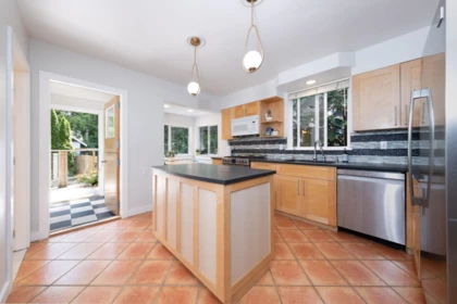 Breakfast Nook Photo of 1075 Gladwin Drive, North Vancouver, BC