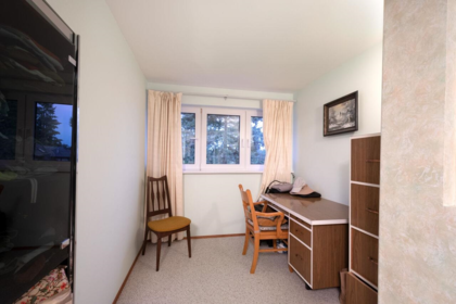 Garage Interior Photo of 937 Westmount Drive, Port Moody, BC