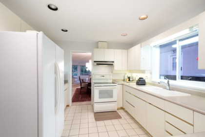 Primary Bedroom Photo of 937 Westmount Drive, Port Moody, BC