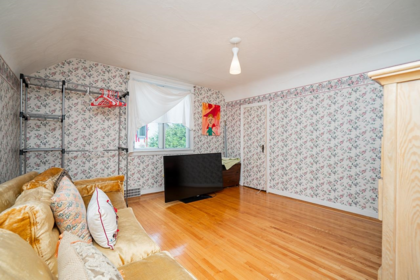 Powder Room Photo of 6138 Granville Street, Vancouver, BC
