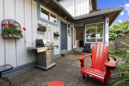 Community Amenities Photo (Clubhouse) of 15355 Sequoia Drive, Surrey, BC