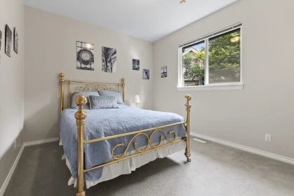Laundry Room Photo of 15355 Sequoia Drive, Surrey, BC