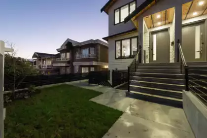2 7361 Fraser Street, Vancouver, BC, Vancouver — Half Duplex for sale