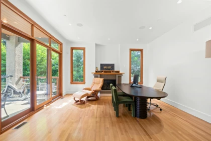 Office / Den Photo of 510 Eastcot Road, West Vancouver, BC