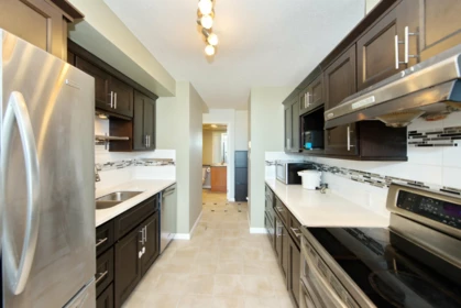 Walk-In Closet Photo of 1908 4888 Hazel Street, Burnaby, BC