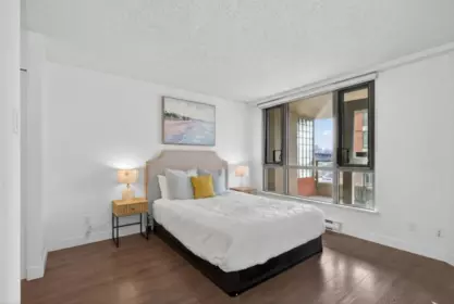 Office / Den Photo of 603 1625 Hornby Street, Vancouver, BC