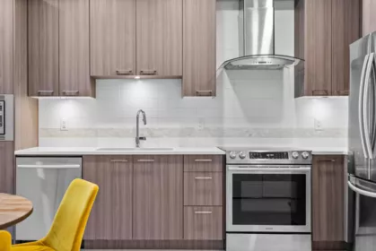 213 4690 Hawk Lane, Tsawwassen, BC, Tsawwassen North — 2 bed apartment/condo for sale