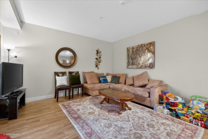 324 9655 King George Boulevard, Surrey, BC, Surrey — Apartment/Condo for sale