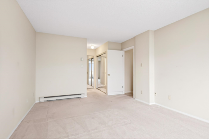 Hallway Photo of 1607 6055 Nelson Avenue, Burnaby, BC