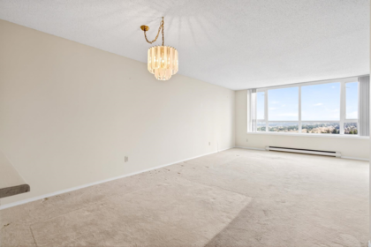Walk-In Closet Photo of 1607 6055 Nelson Avenue, Burnaby, BC
