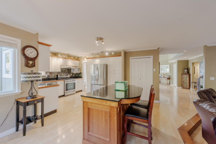 16657 78 Avenue, Surrey, BC, Surrey — Single Family Residence for sale