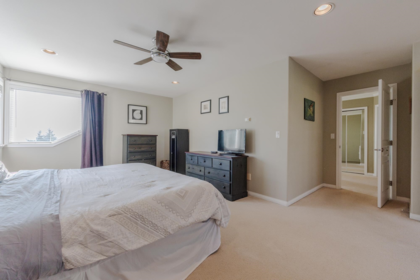 Laundry Room Photo of 16657 78 Avenue, Surrey, BC