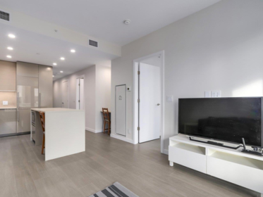 1408 4168 Lougheed Highway, Burnaby, BC, Burnaby — Apartment/Condo for sale
