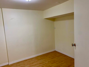 Walk-In Closet Photo of 2075 Willow Street, Abbotsford, BC