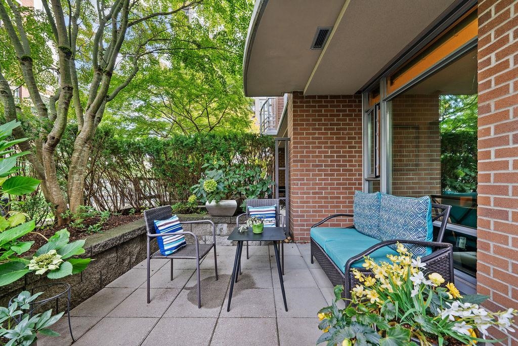 Garden / Landscaping Photo of 306 1155 The High Street, Coquitlam, BC