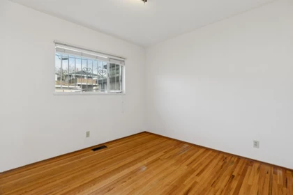 Primary Bedroom Photo of 133 W 63rd Avenue, Vancouver, BC