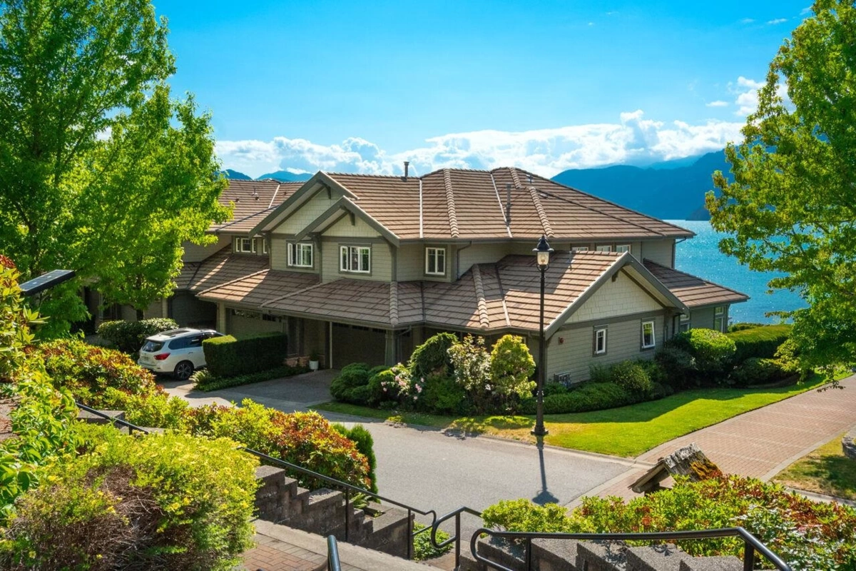 Exterior Front Photo of 15 Beach Drive, Furry Creek, BC