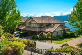 15 Beach Drive, Furry Creek, BC