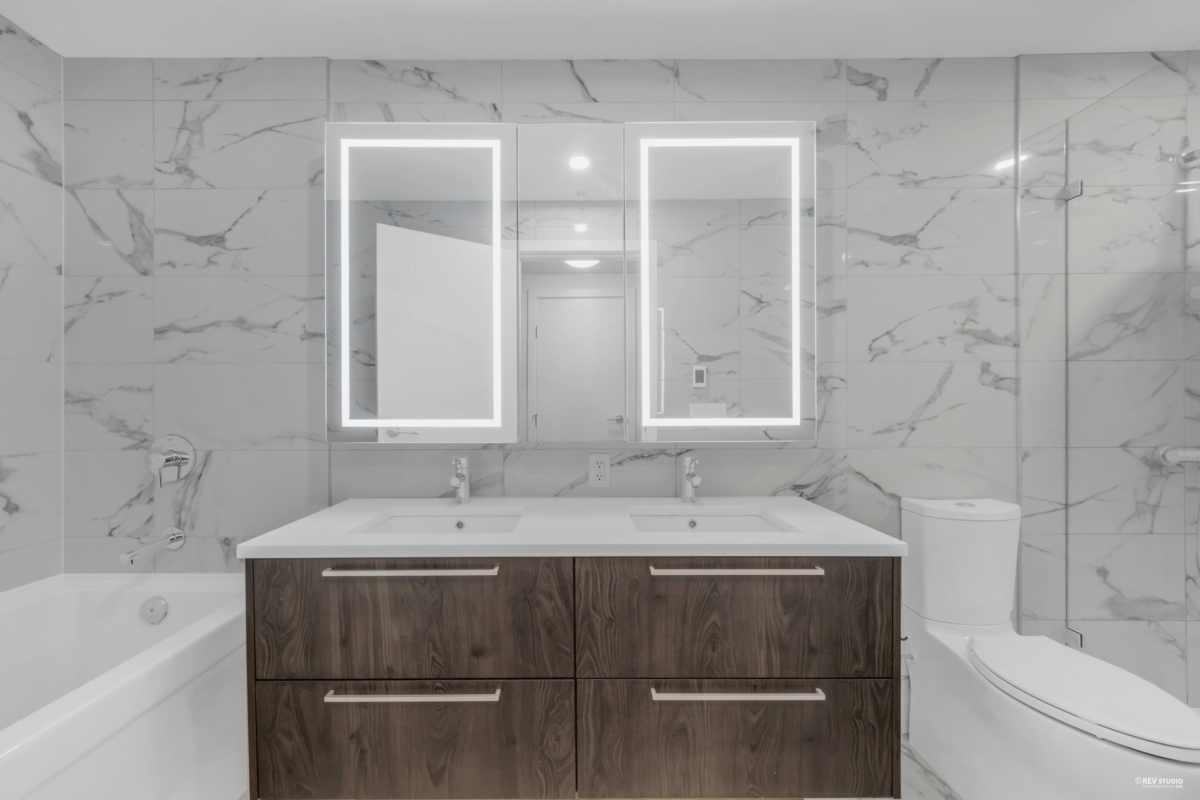 Guest Bathroom Photo of 2106 6398 Silver Avenue, Burnaby, BC