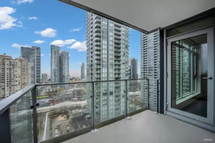 Entry Foyer Photo of 2106 6398 Silver Avenue, Burnaby, BC