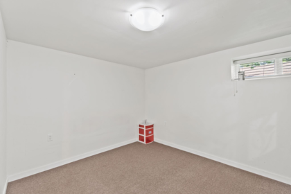 Hallway Photo of 11625 99 Avenue, Surrey, BC