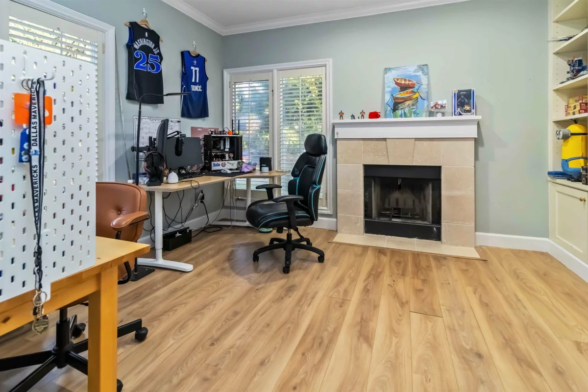 Laundry Room Photo of 8405 Gillnet Place, Vancouver, BC