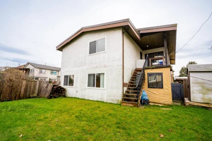 Playground / Recreational Area Near 12743 114 Avenue, Surrey, BC