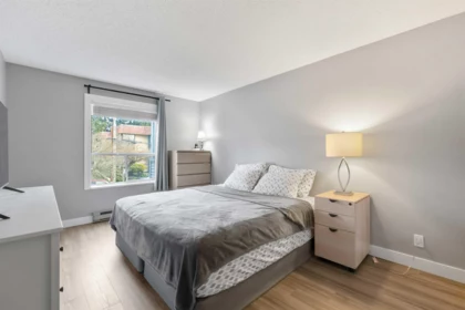 Bedroom 3 Photo of 205 1473 Blackwood Street, White Rock, BC