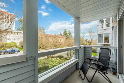 Staircase Photo of 205 1473 Blackwood Street, White Rock, BC