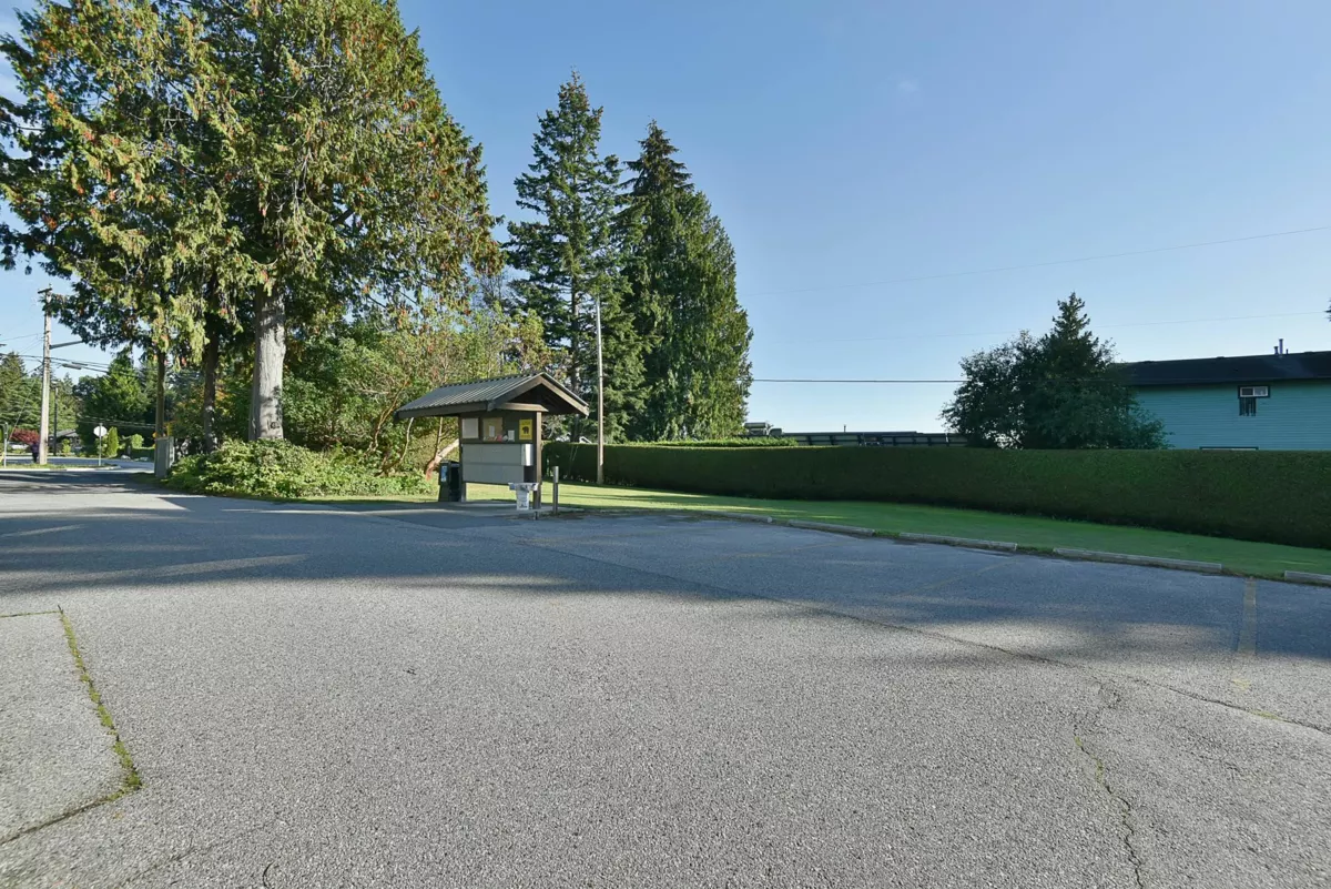 Hallway Photo of 12 5575 Mason Road, Sechelt, BC