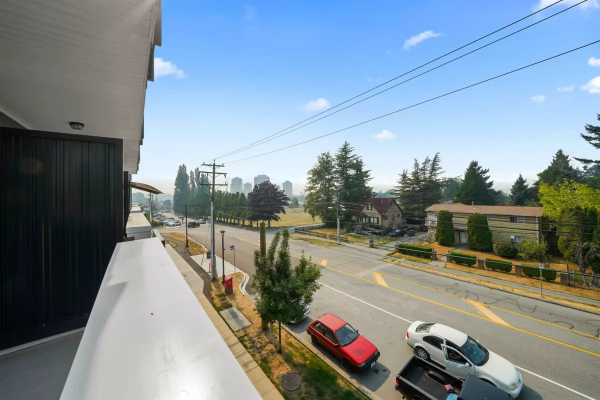 Loft / Bonus Room Photo of 304 13678 Grosvenor Road, Surrey, BC