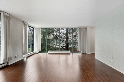 305 8811 Lansdowne Road, Richmond, BC, Richmond — Apartment/Condo for sale