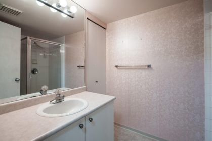Mudroom Photo of 305 8811 Lansdowne Road, Richmond, BC