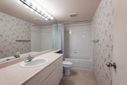 Office / Den Photo of 305 8811 Lansdowne Road, Richmond, BC