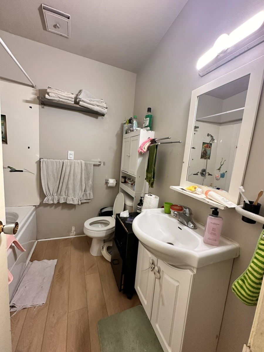 Breakfast Nook Photo of 22670 Brown Avenue, Maple Ridge, BC