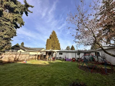 22670 Brown Avenue, Maple Ridge, BC, Maple Ridge — Single Family Residence for sale