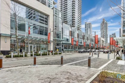 206 6000 Mckay Avenue, Burnaby, BC