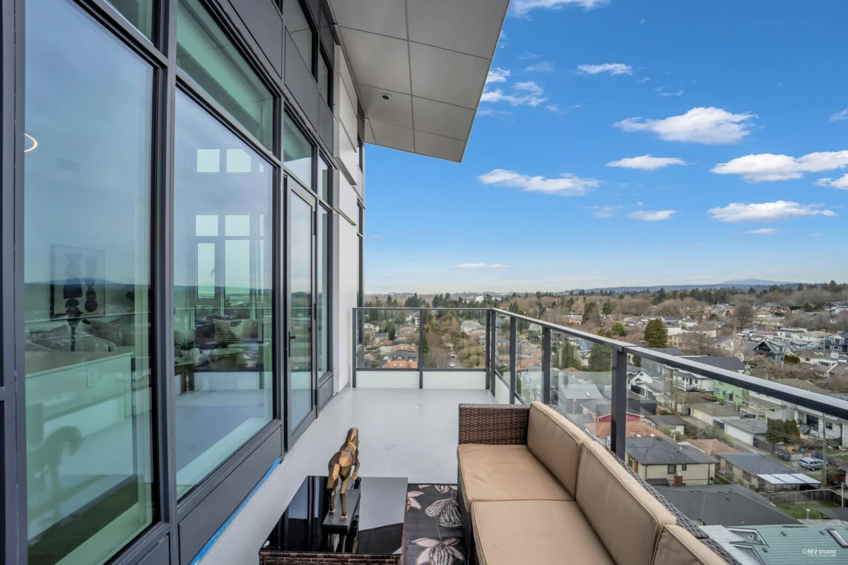 Outdoor Patio Photo of 1001 8415 Granville Street, Vancouver, BC