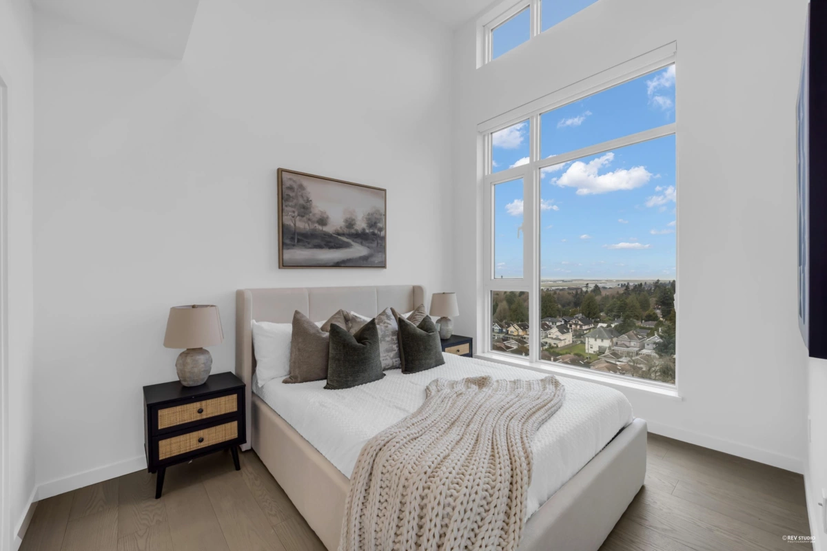 Powder Room Photo of 1001 8415 Granville Street, Vancouver, BC