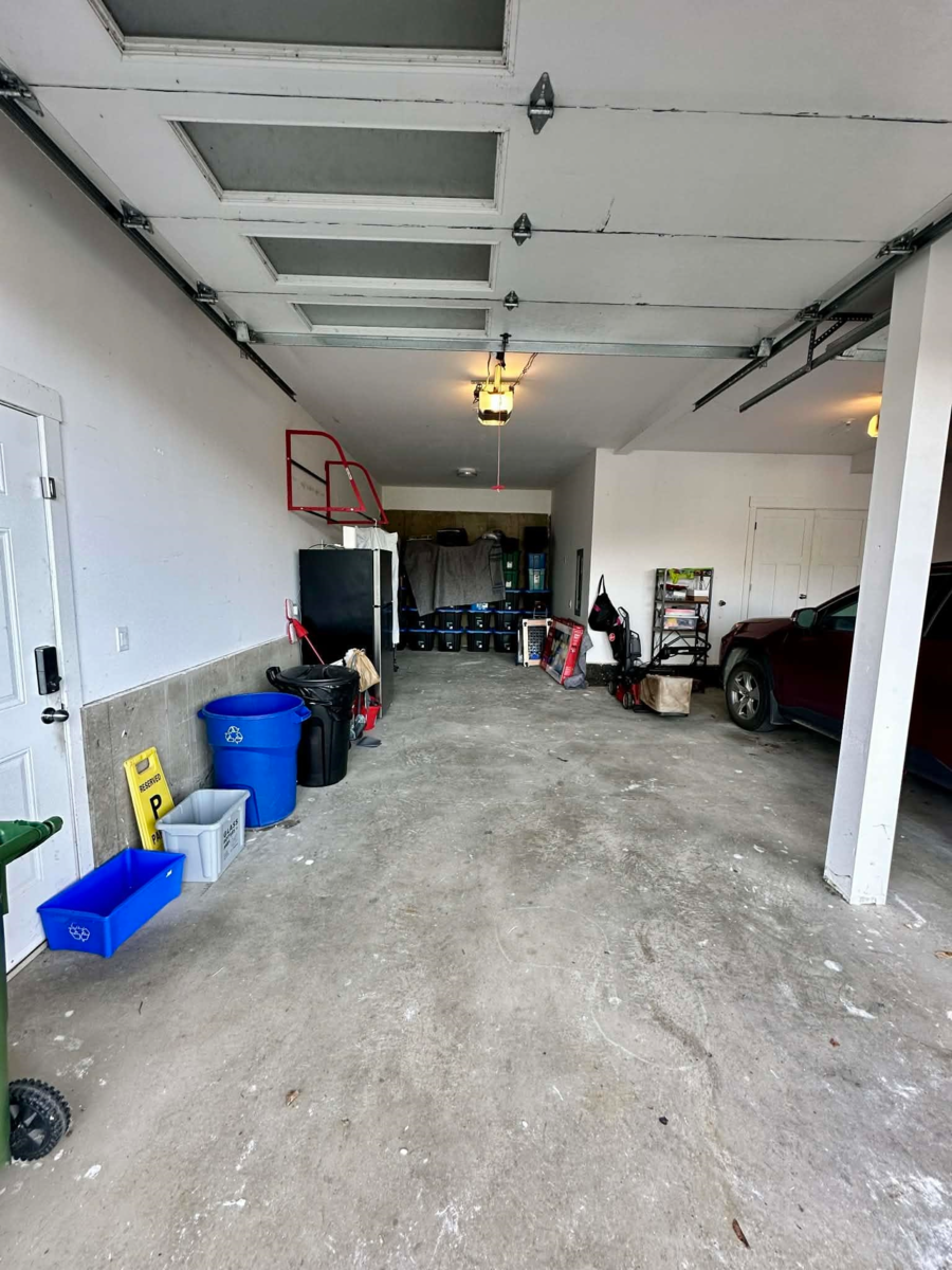 Front Yard Photo of 51338 Rowanna Crescent, Chilliwack, BC