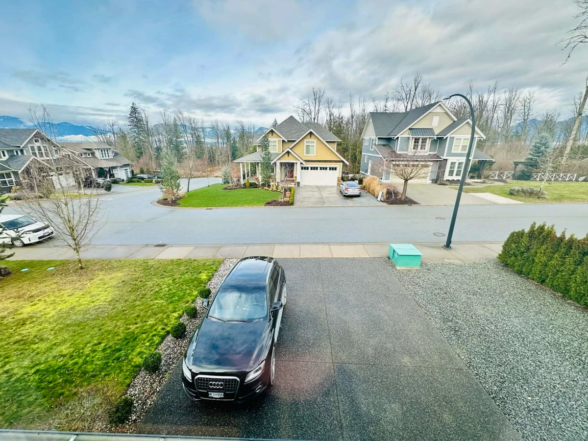 Hallway Photo of 51338 Rowanna Crescent, Chilliwack, BC