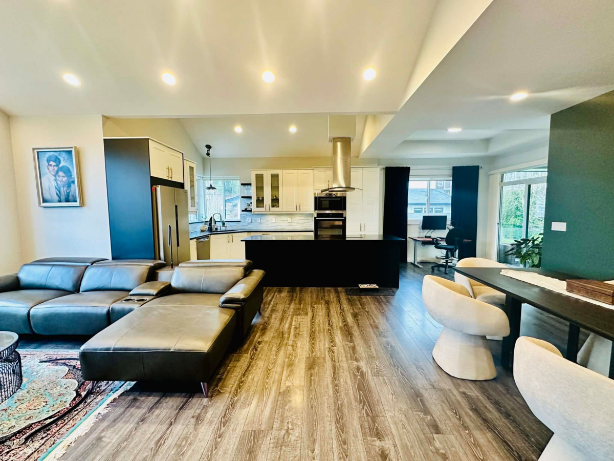 Living Room Photo of 51338 Rowanna Crescent, Chilliwack, BC